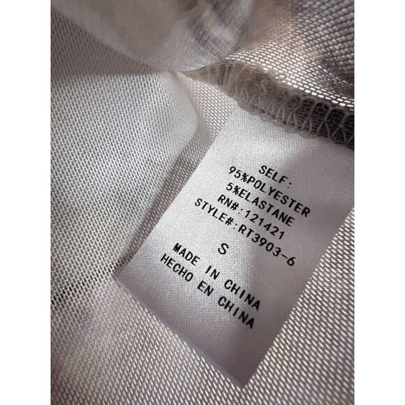 Ellison Top Size SM Sheer Lightweight Stylish - Picture 4 of 6